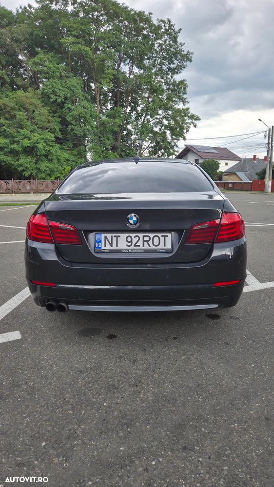 BMW Seria 5 520d - 5