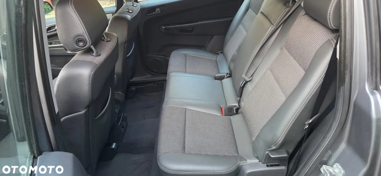 Opel Zafira 1.8 Edition - 30