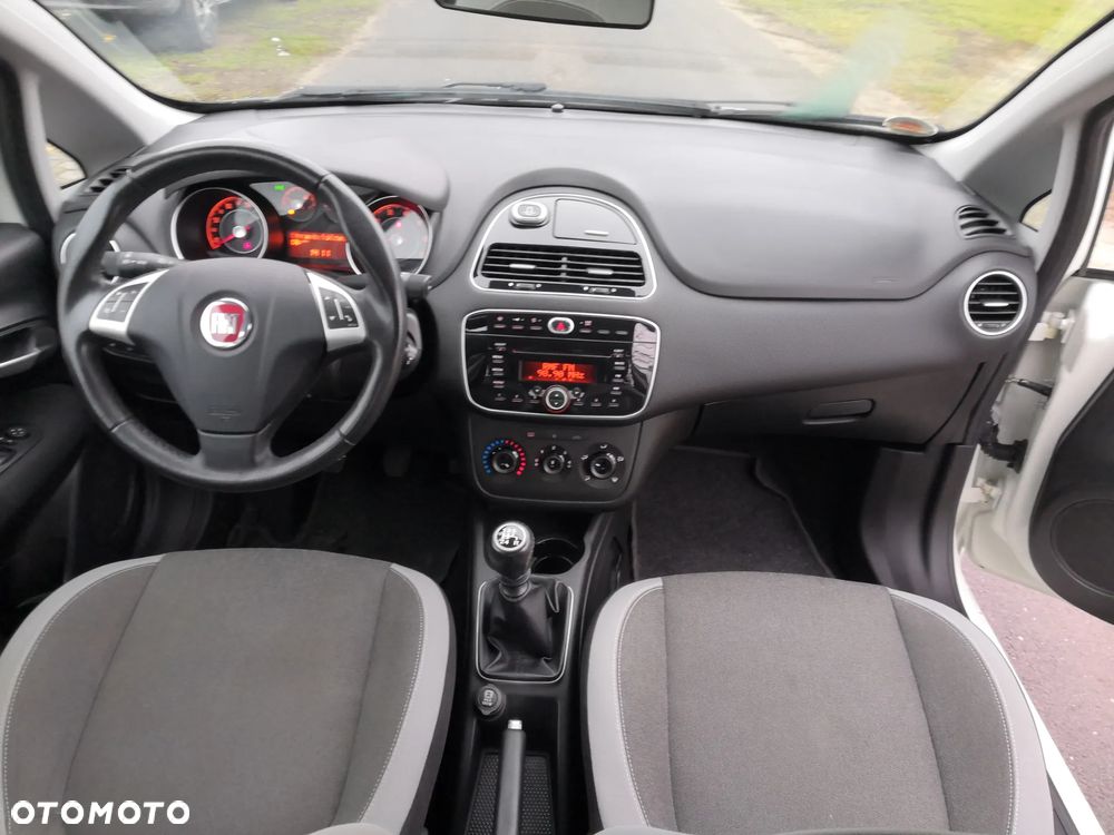 Fiat Punto Evo - 11