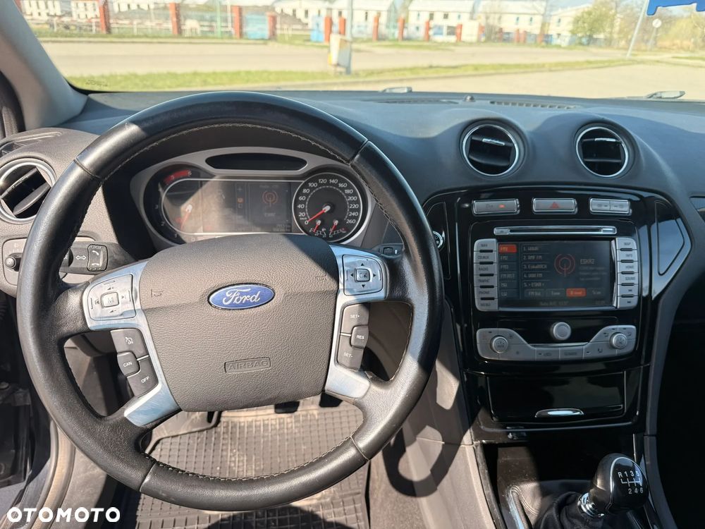 Ford Mondeo 2.0 TDCi Titanium - 13