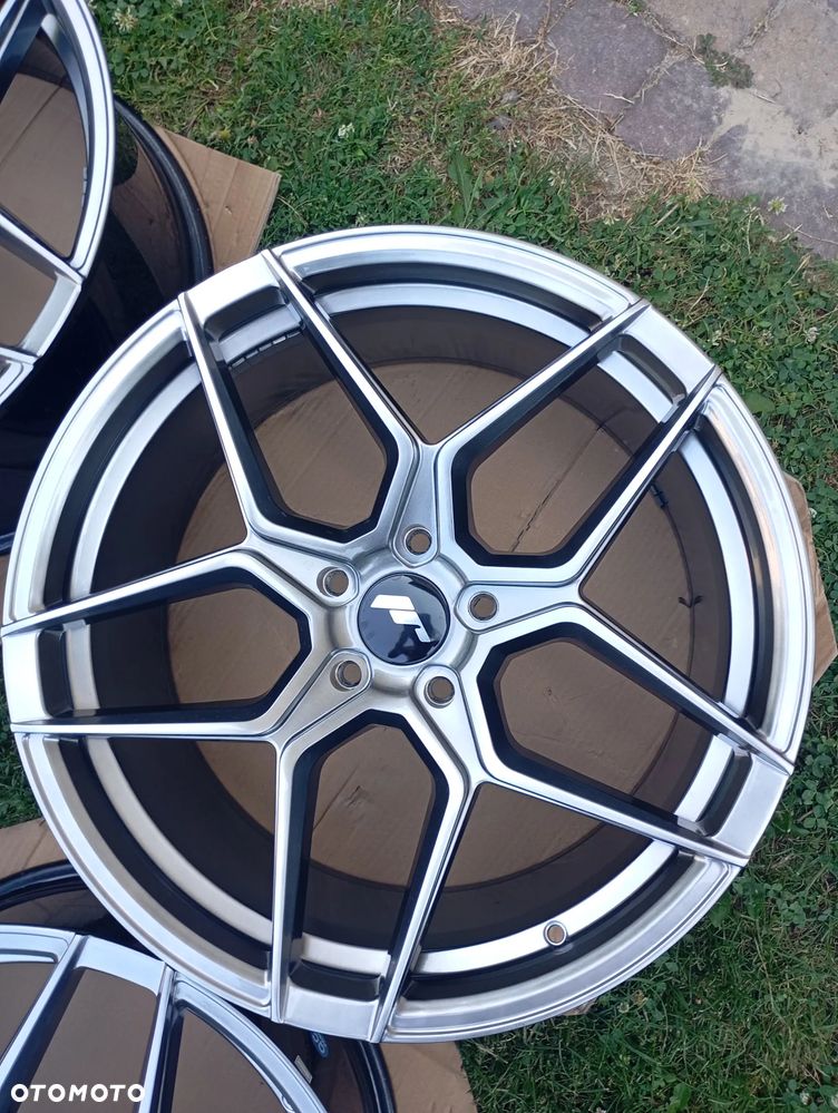 20" Alufelgi Japan Racing JR34 5x120 74.1mm - 72.6mm - 3
