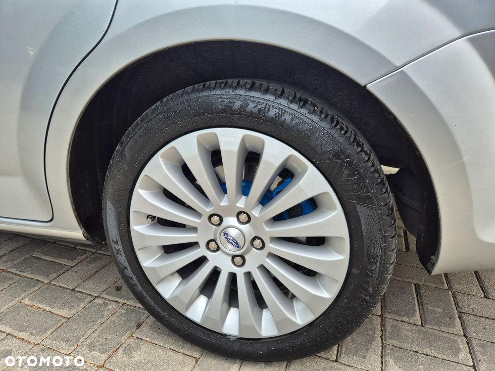Ford Mondeo - 17