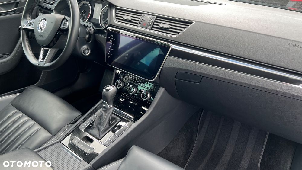 Skoda Superb 2.0 TDI SCR 4x4 L&K DSG - 6