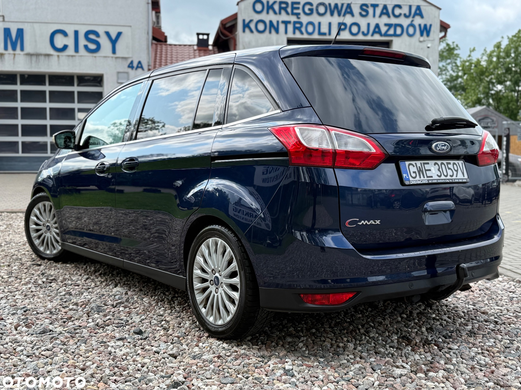 Ford Grand C-MAX - 13