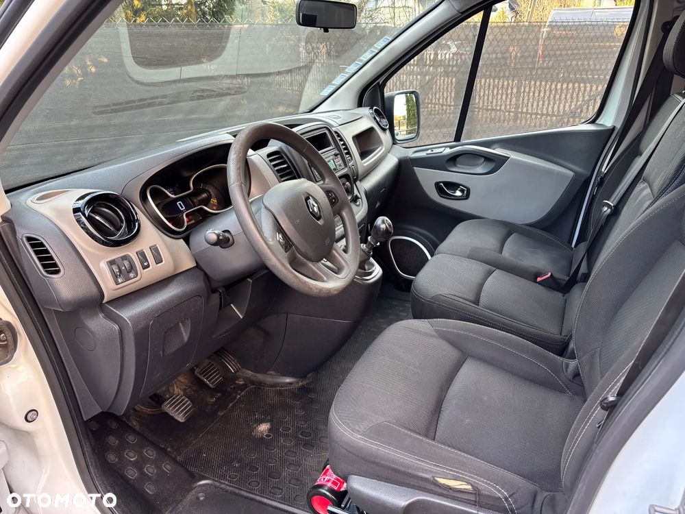 Renault Trafic - 13