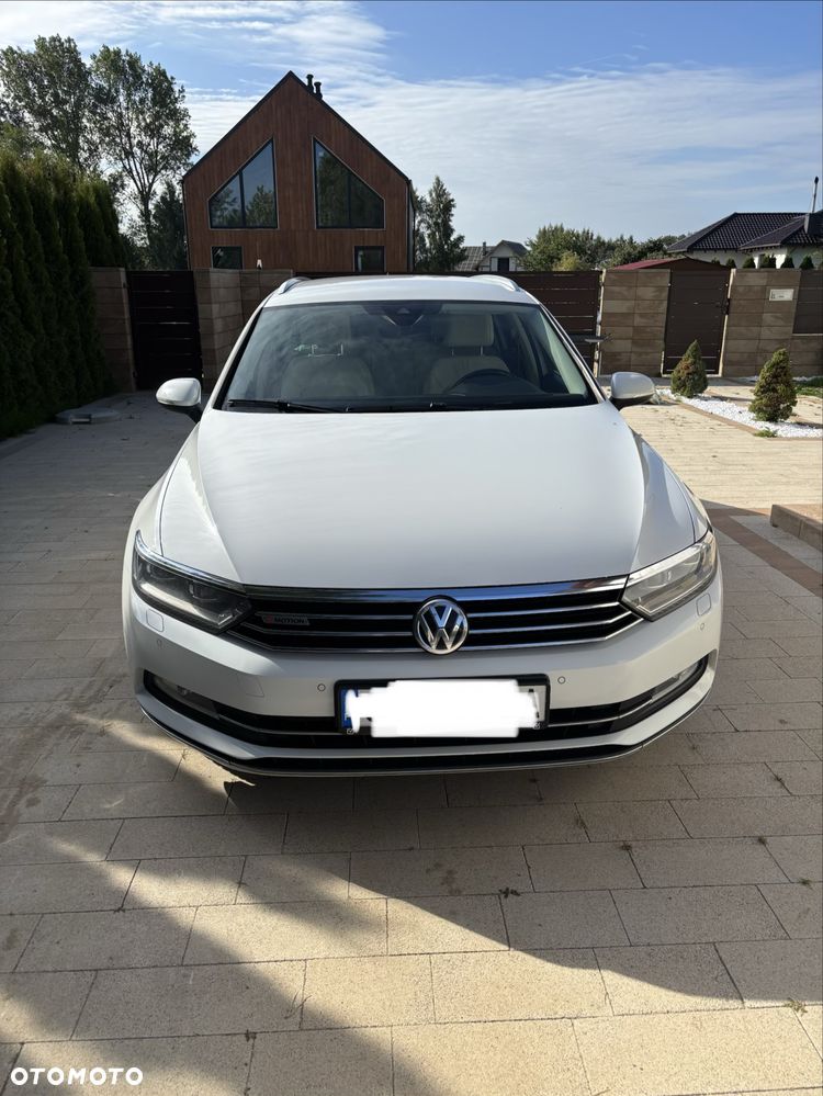 Volkswagen Passat - 2