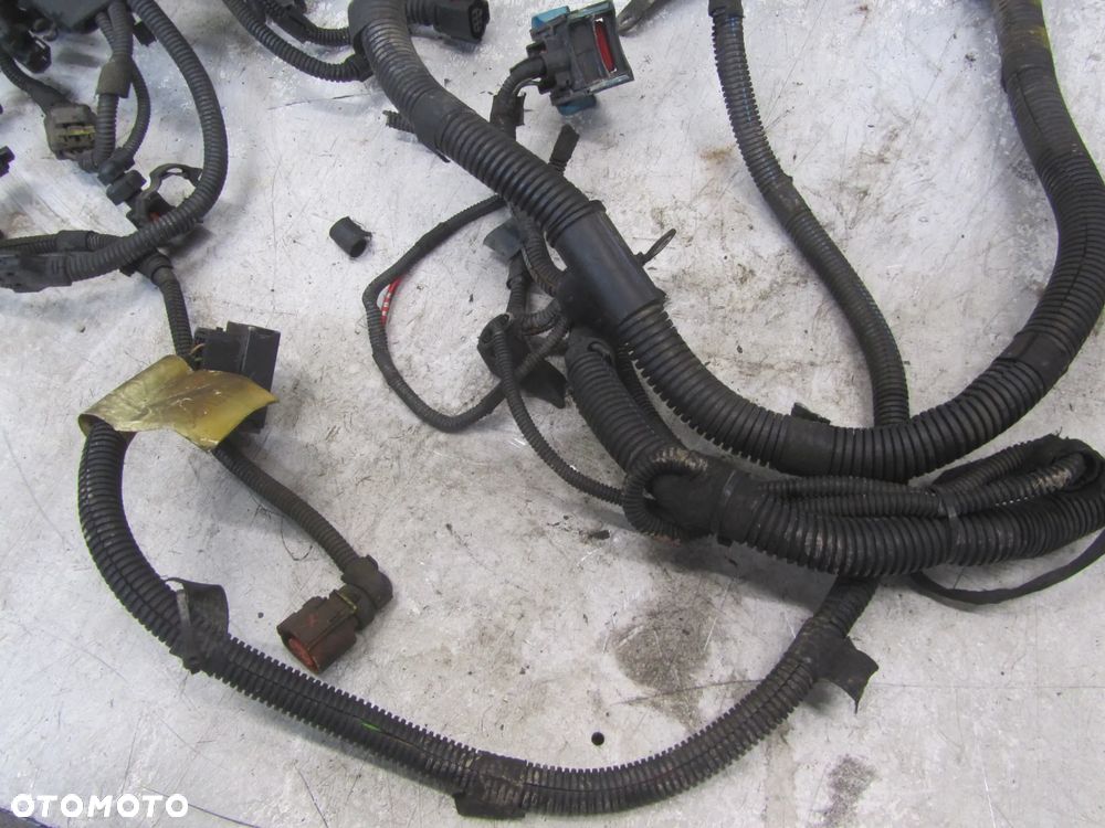 Iveco Daily 12r->2.3 HPI wiązka silnika - 3