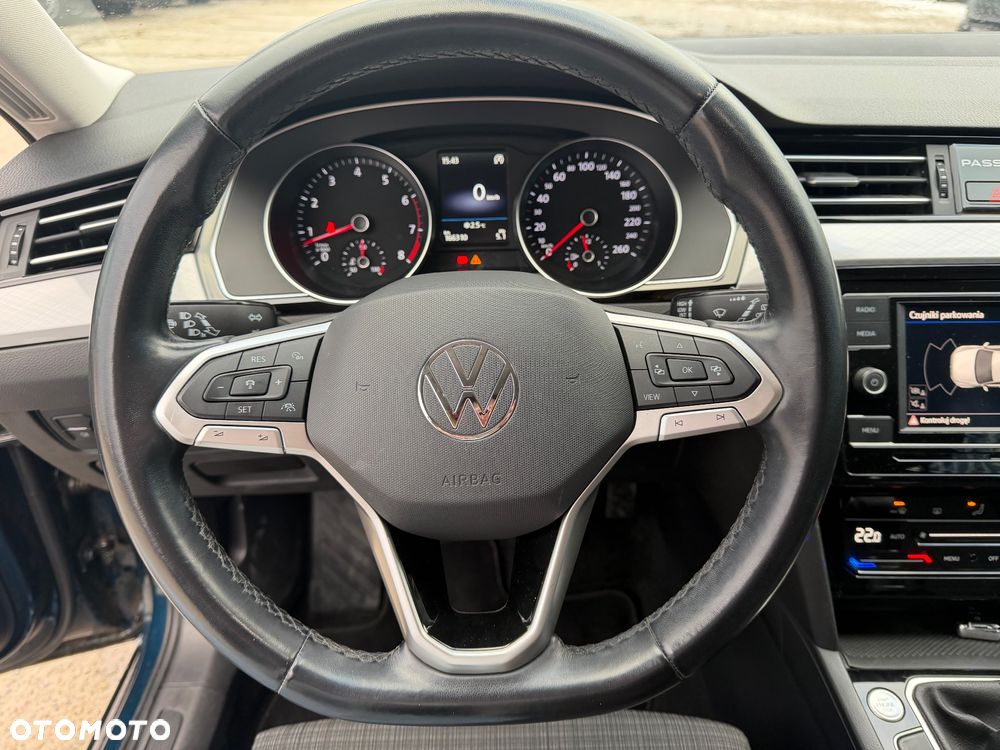 Volkswagen Passat 1.5 TSI EVO Business - 25