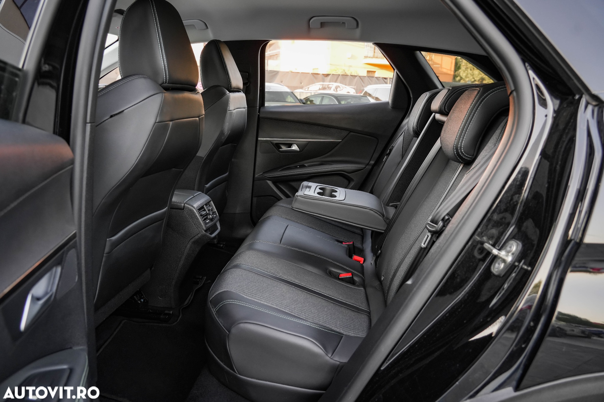 Peugeot 3008 PHEV EAT8 Allure - 19