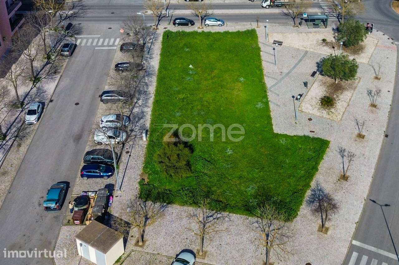 Terreno Urbano para construção de 28 Fogos em Loulé. - Grande imagem: 5/15