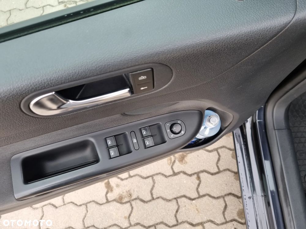 Volkswagen Golf Plus 1.4 TSI Highline DSG - 16