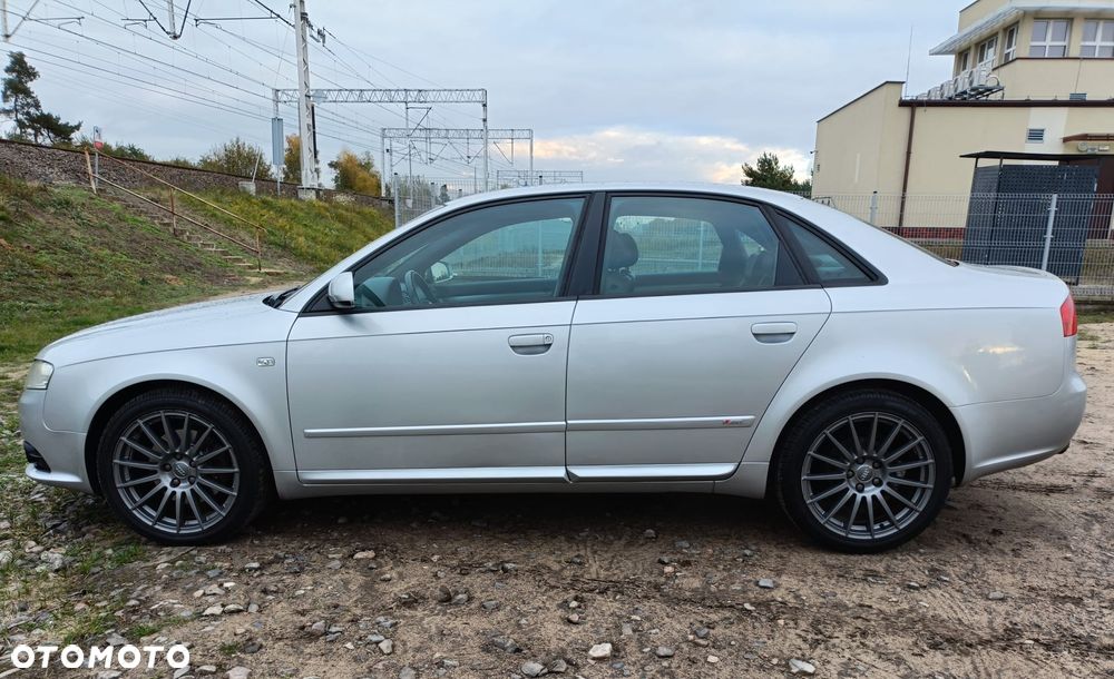 Audi A4 Limousine 1.8 T - 23