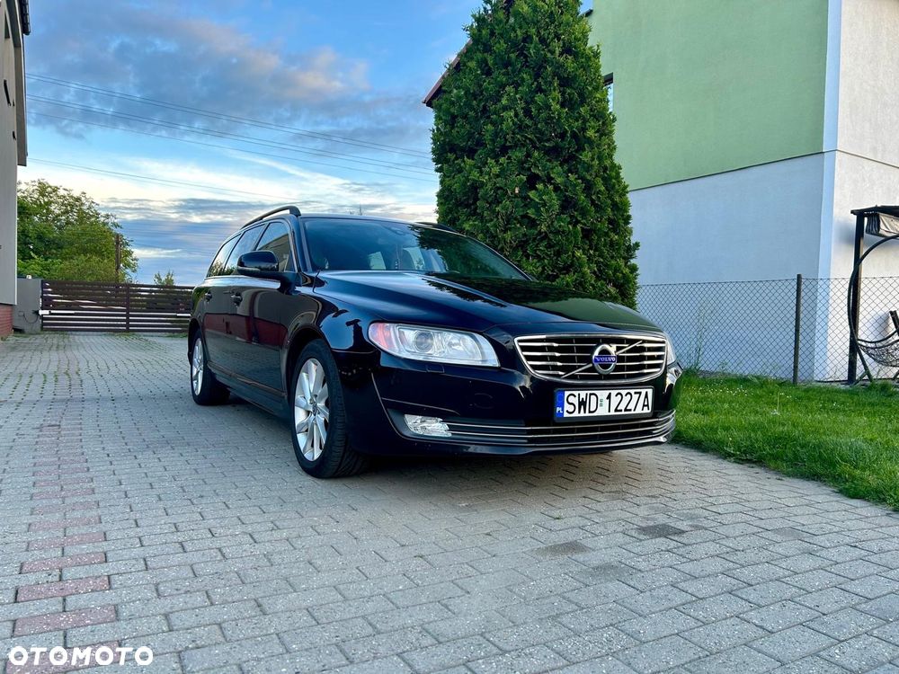 Volvo V70 D4 Momentum - 1