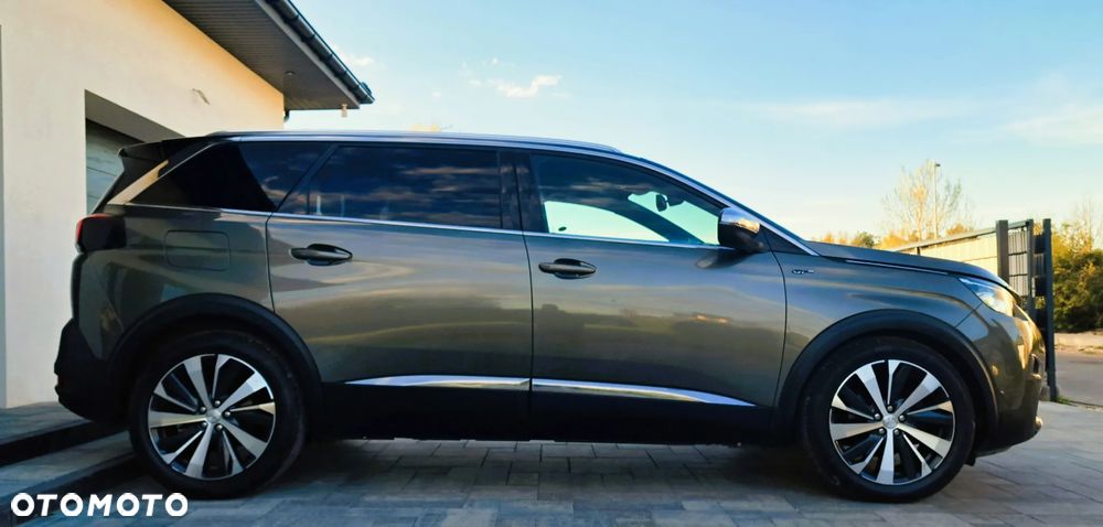 Peugeot 5008 - 26