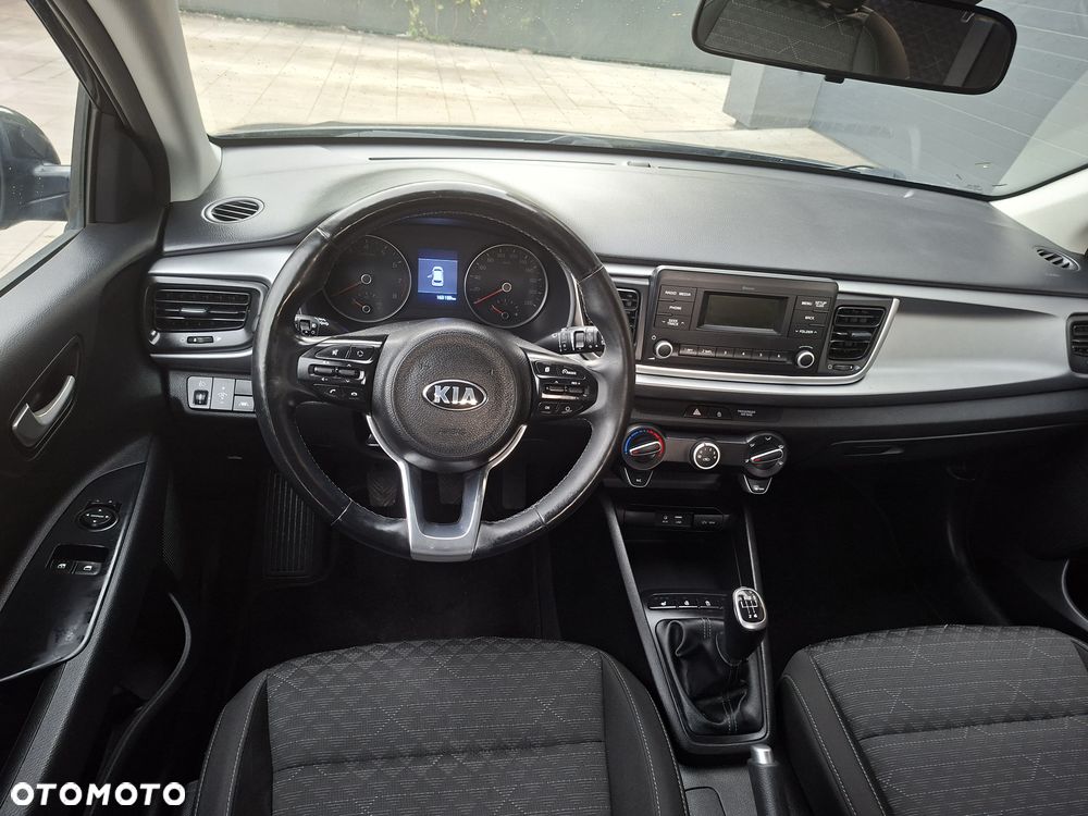 Kia Rio - 7