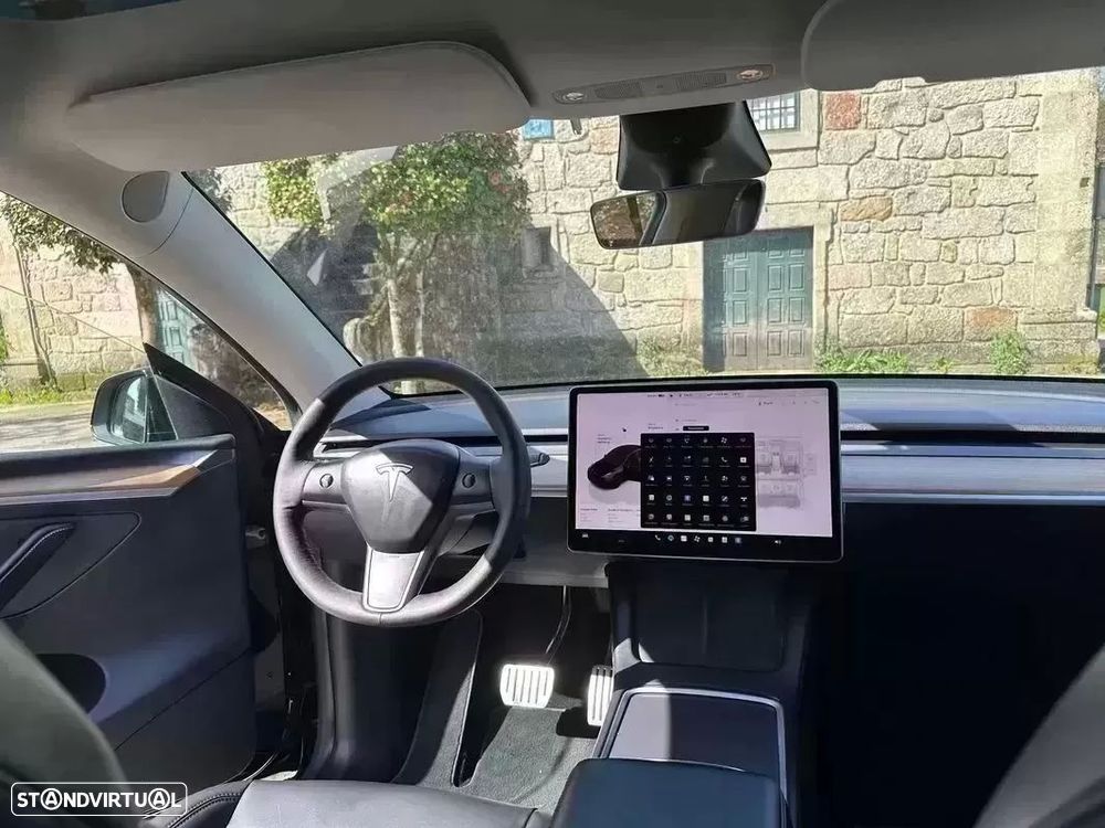 Tesla Model Y Performance Tração Integral - 15