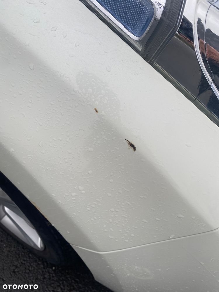 Nissan Leaf Standard - 23