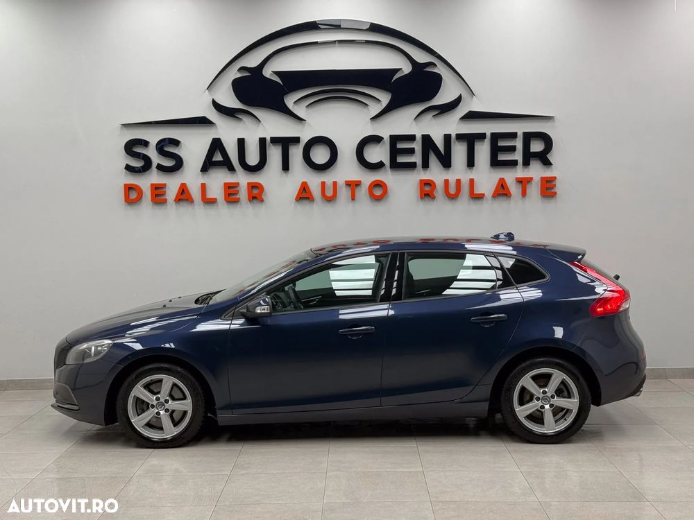 Volvo V40 D4 Kinetic - 10