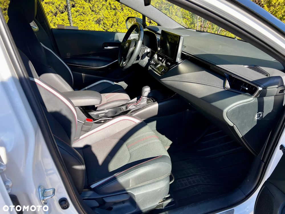 Toyota Corolla - 9