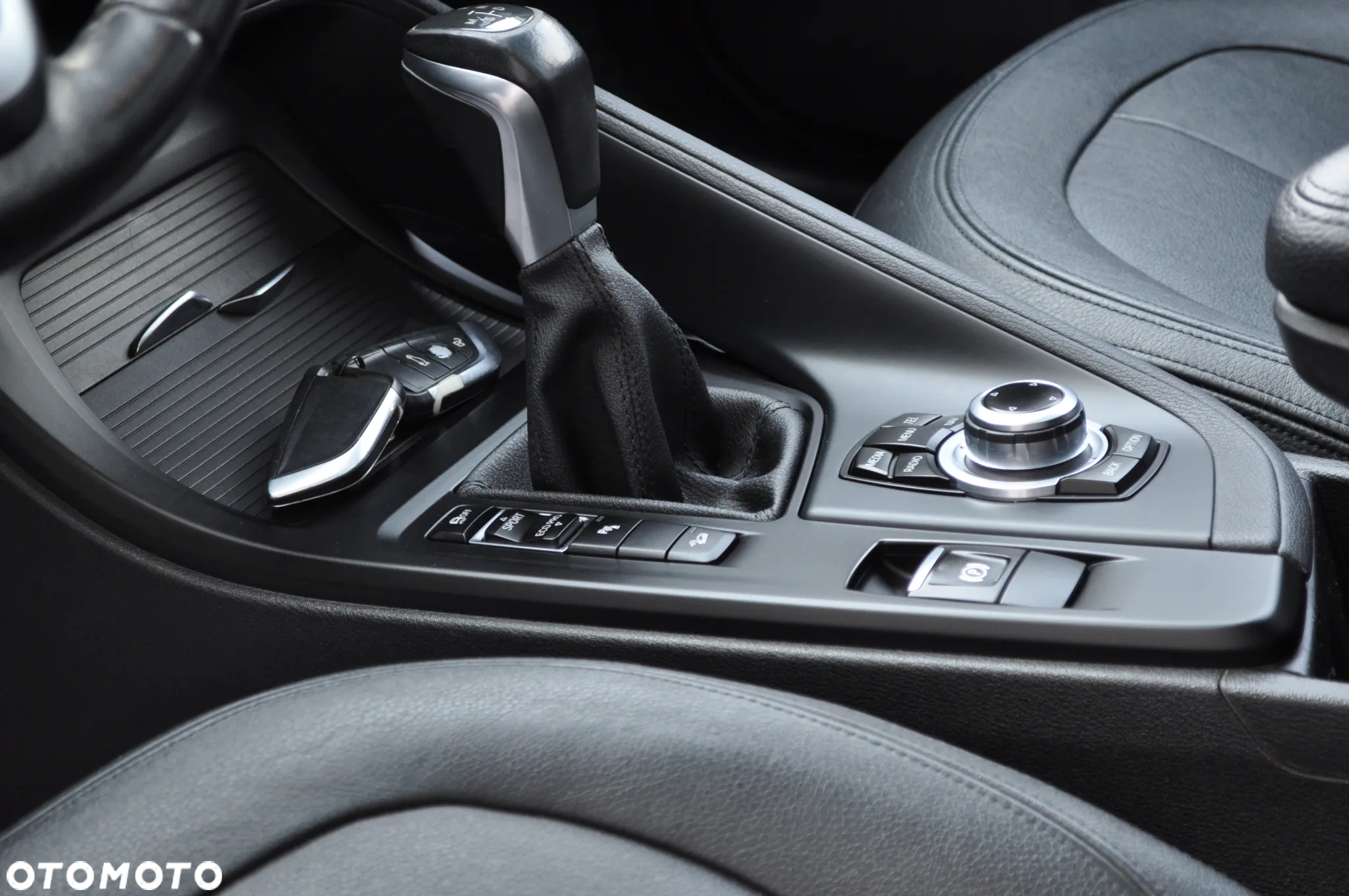 BMW X1 xDrive18d Business Edition - 14