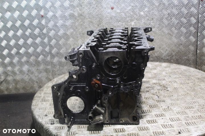 BLOK SILNIKA BMW 5 530D E60 3.0 - 2