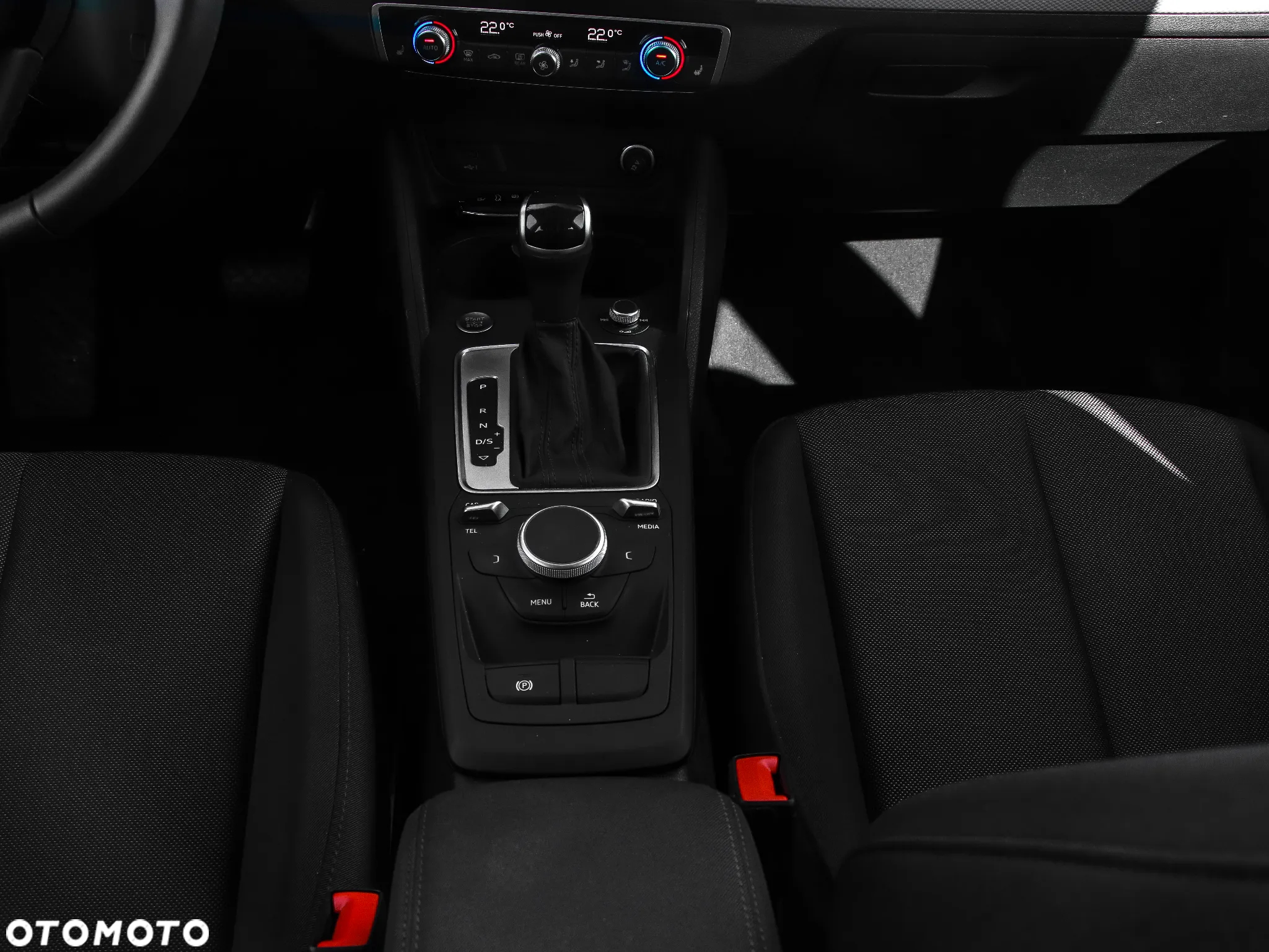 Audi Q2 35 TFSI S tronic - 18