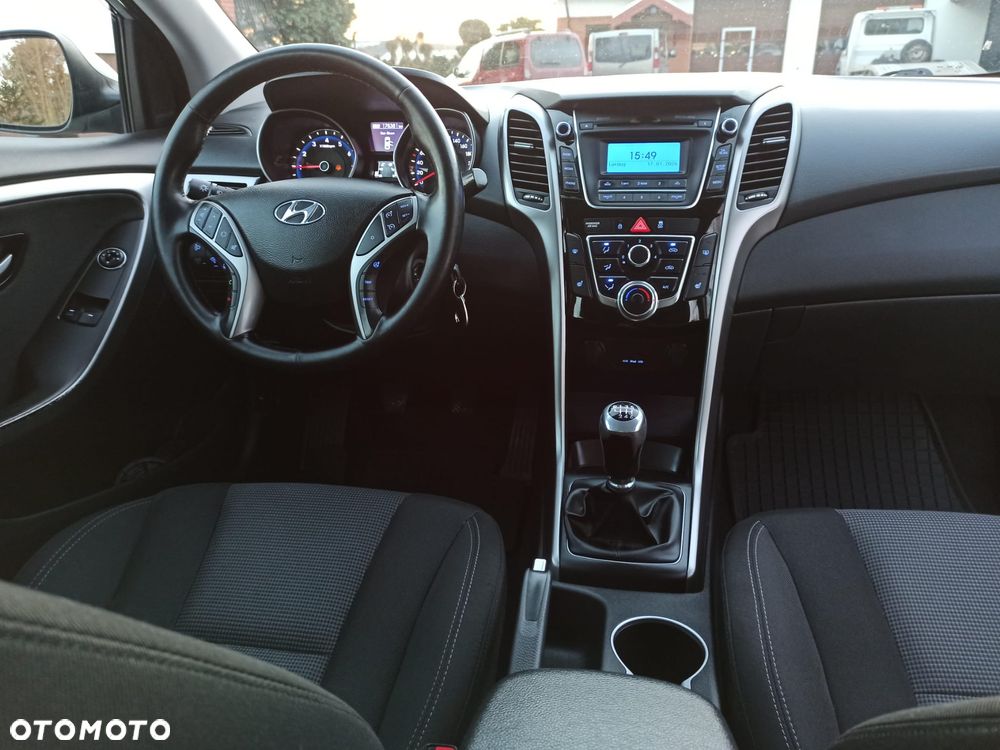 Hyundai i30 1.6 GDI Comfort - 14