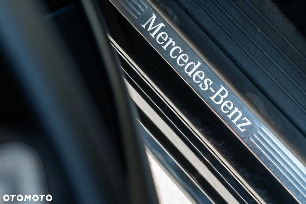 Mercedes-Benz GLE 300 d 4-Matic - 16