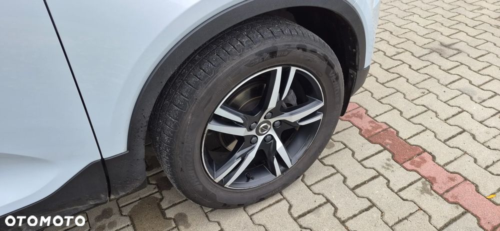 Volvo XC 40 T3 R-Design - 7