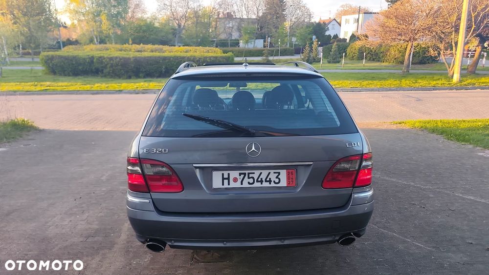 Mercedes-Benz Klasa E 320 CDI 7G-TRONIC Avantgarde BusinessEDITION - 22