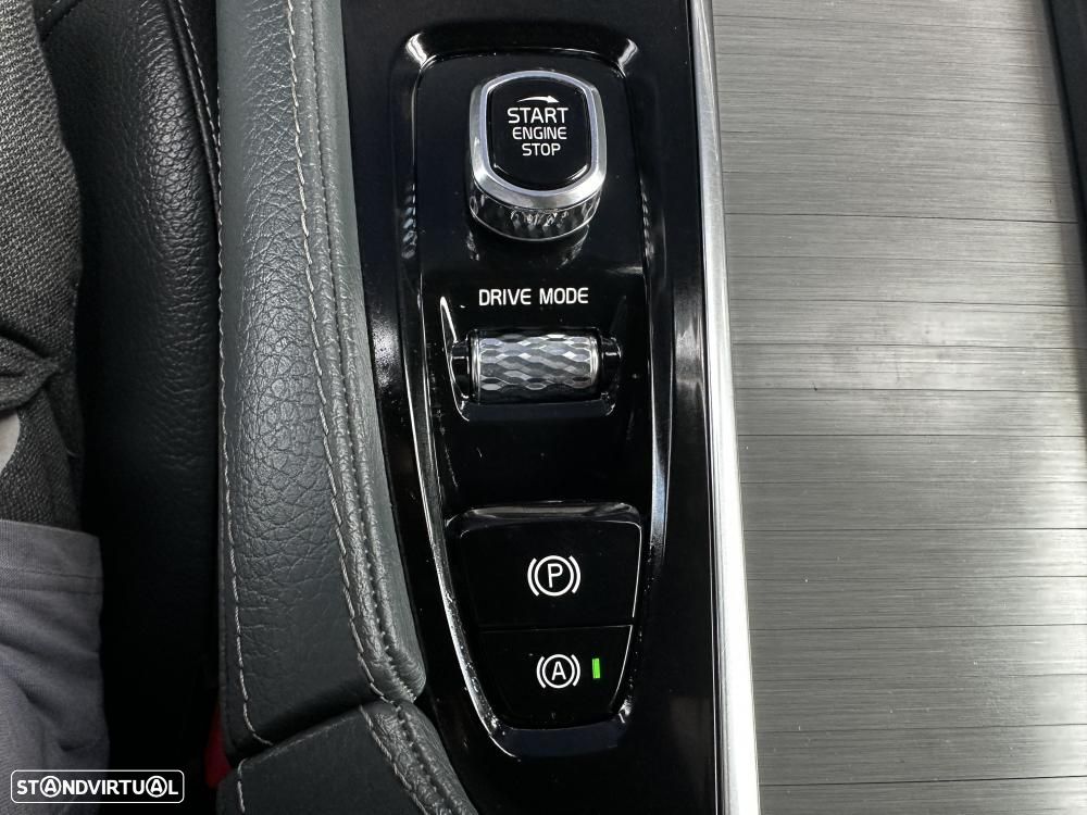 Volvo XC 90 2.0 T8 PHEV Inscription AWD - 34