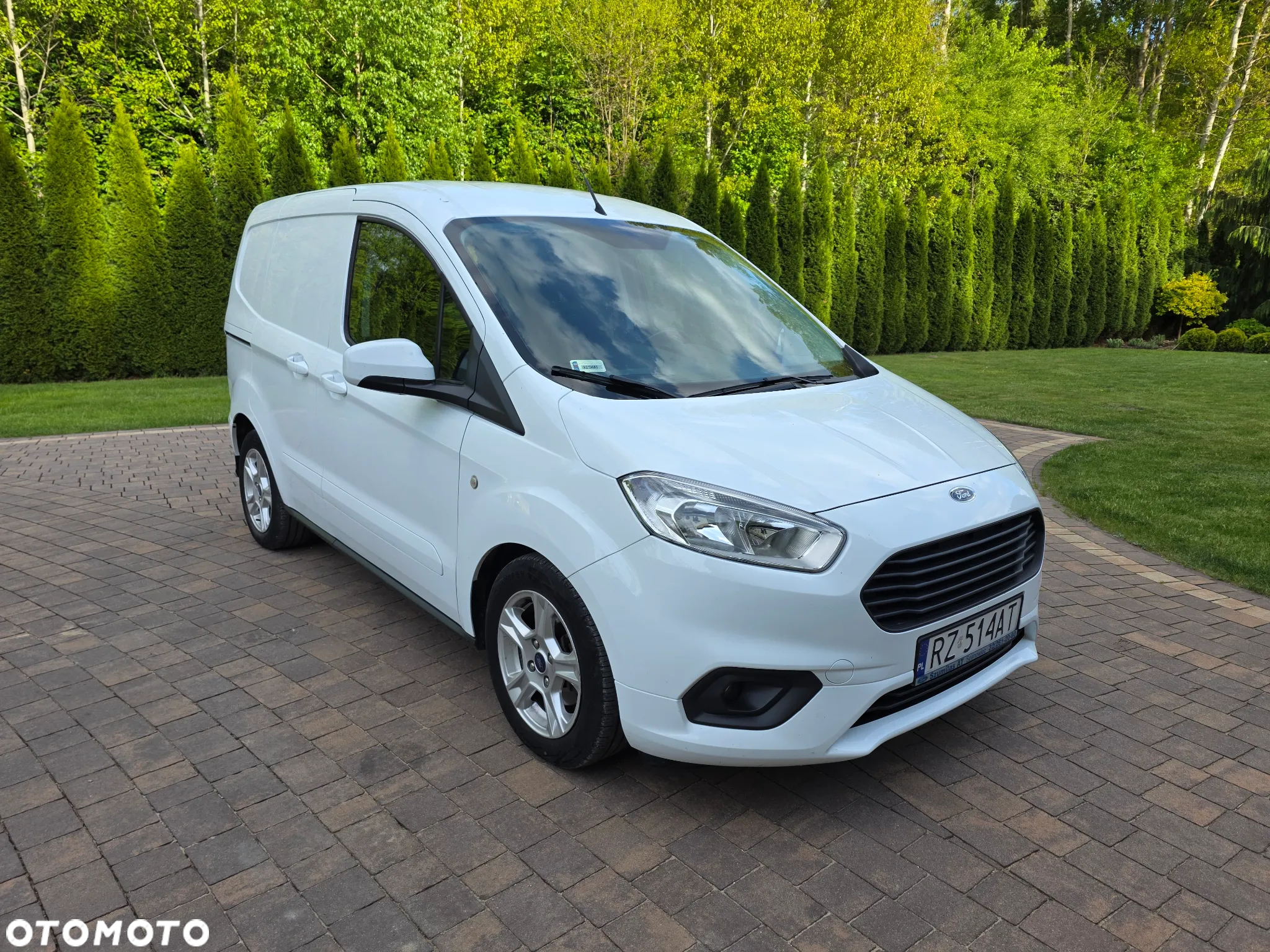 Ford Transit Courier - 3