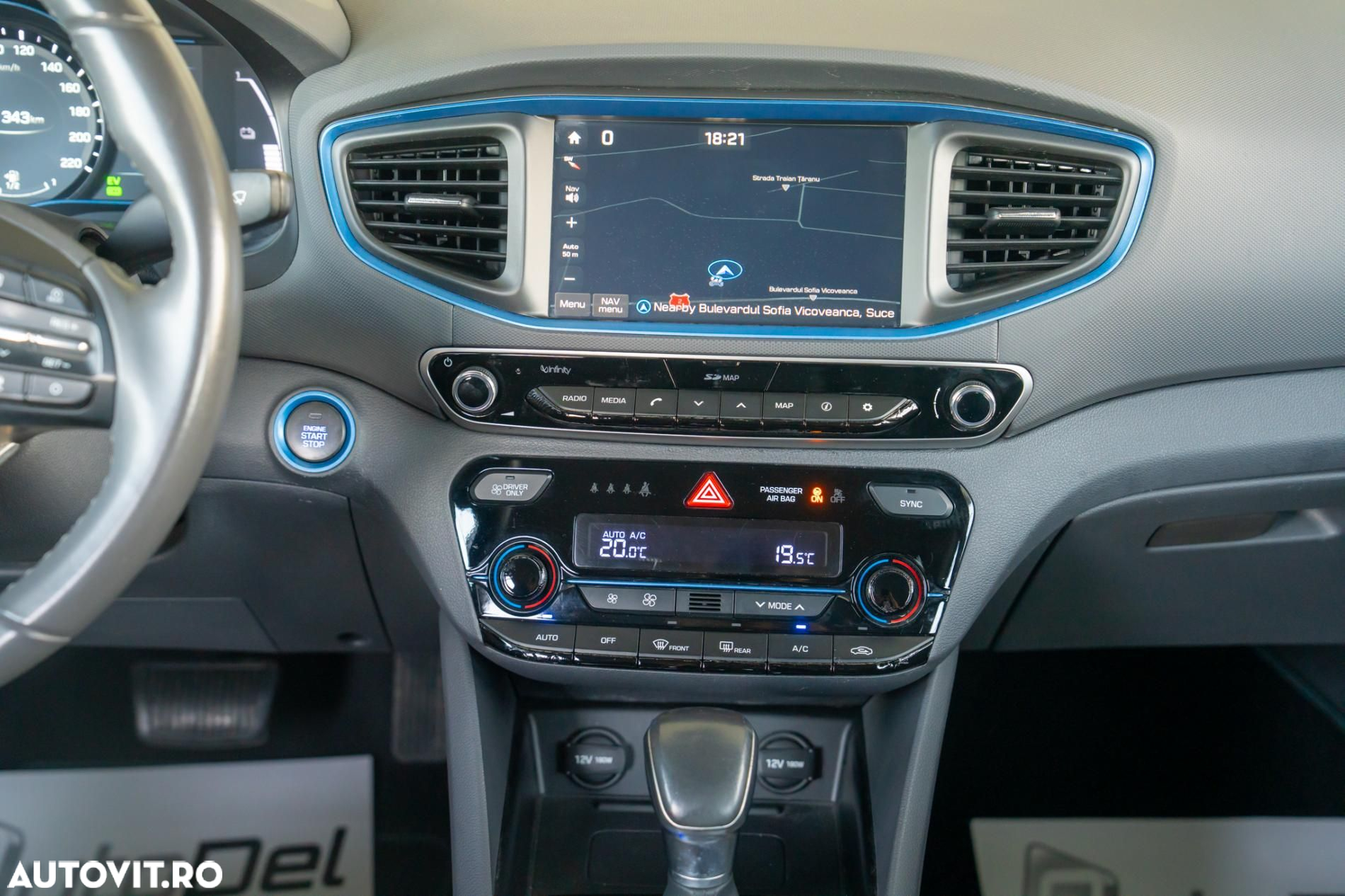 Hyundai IONIQ - 17