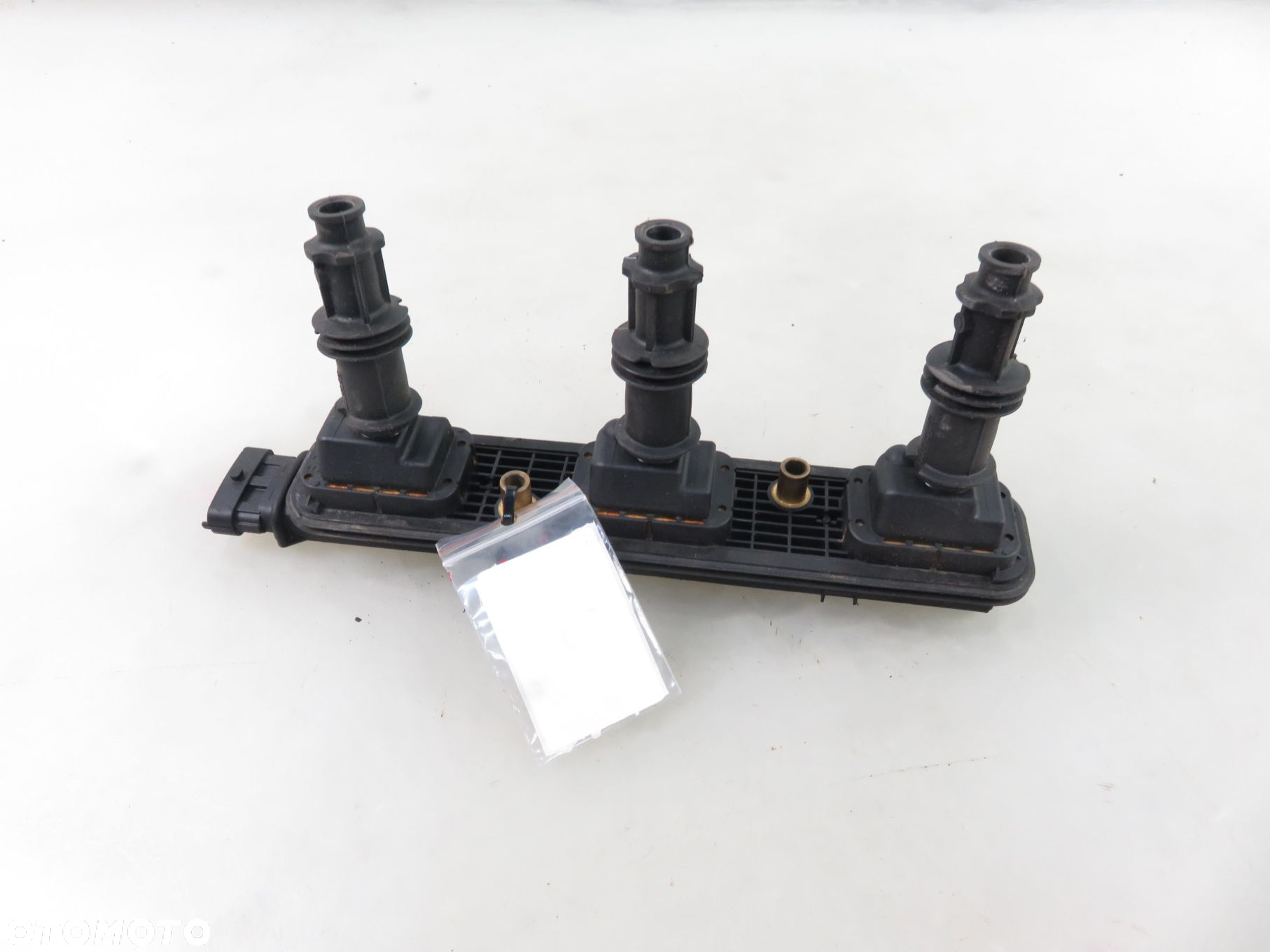 CEWKA OPEL OMEGA B 3.0 V6 0221503026 - 3