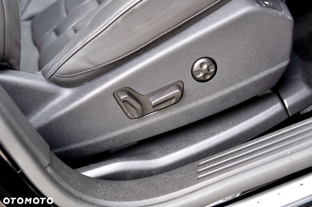 DS Automobiles DS 7 Crossback - 24