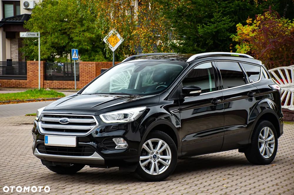 Ford Kuga 1.5 EcoBoost TITANIUM - 2