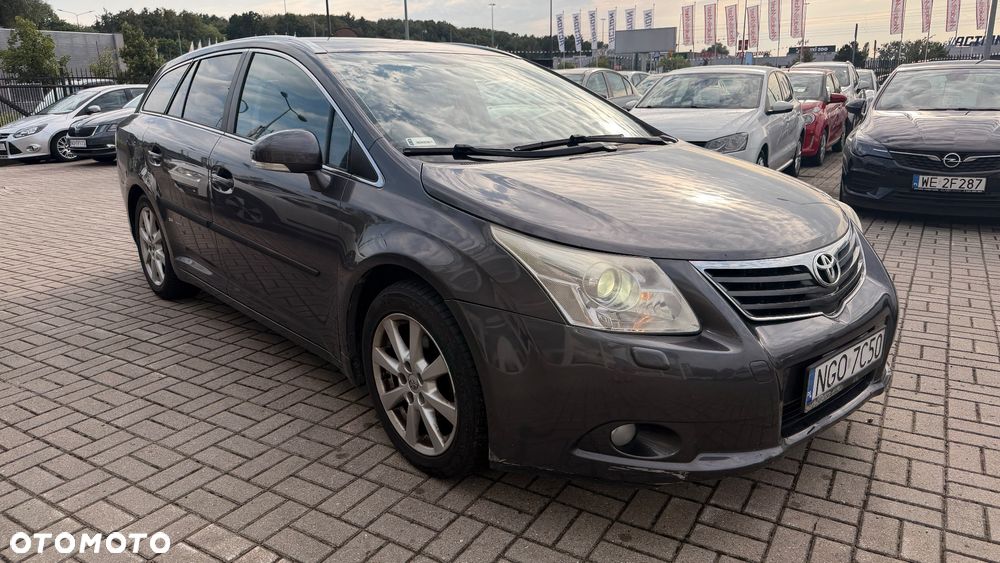 Toyota Avensis - 3