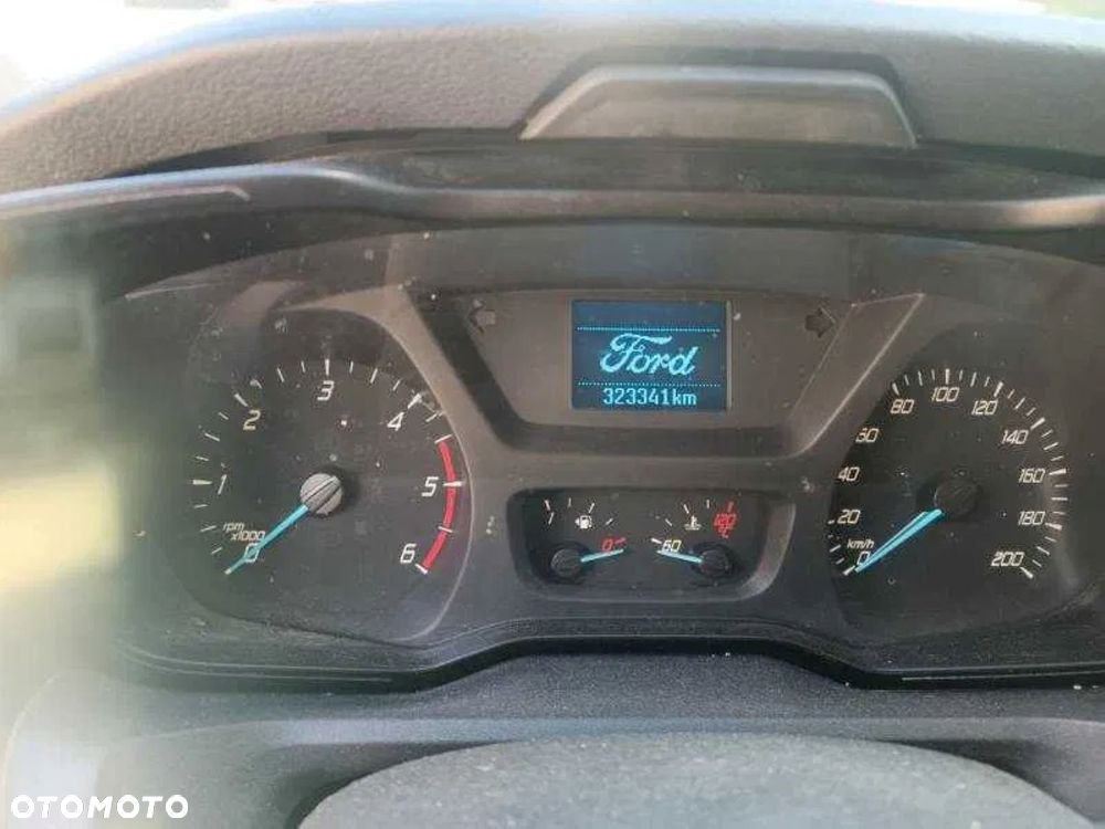 Ford Transit - 6