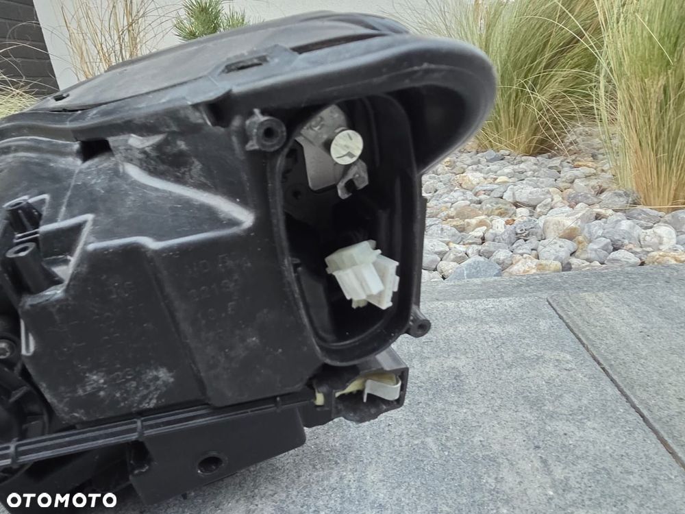 seat leon iv 4 lampa prawa przód full led matrix 5fb941036b - 9