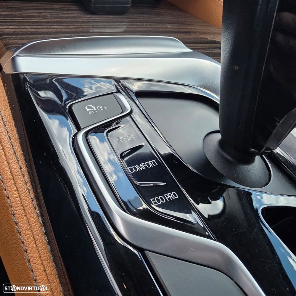 BMW 520 d Line Luxury Auto - 27