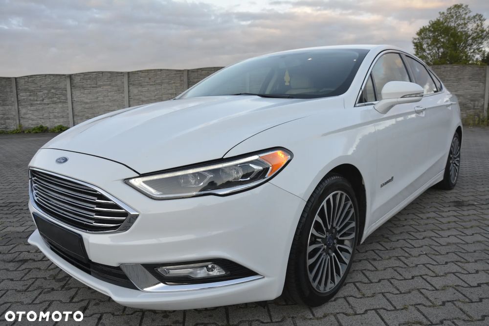 Ford Fusion - 1