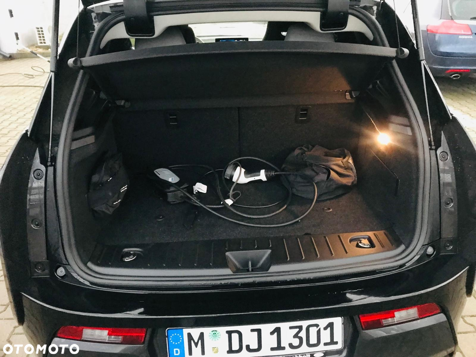 BMW i3 (60 Ah) - 26