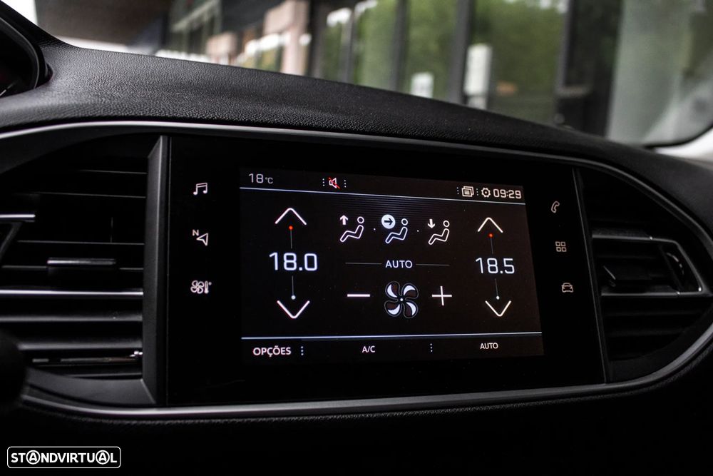 Peugeot 308 SW BlueHDi 130 Stop & Start Active - 34