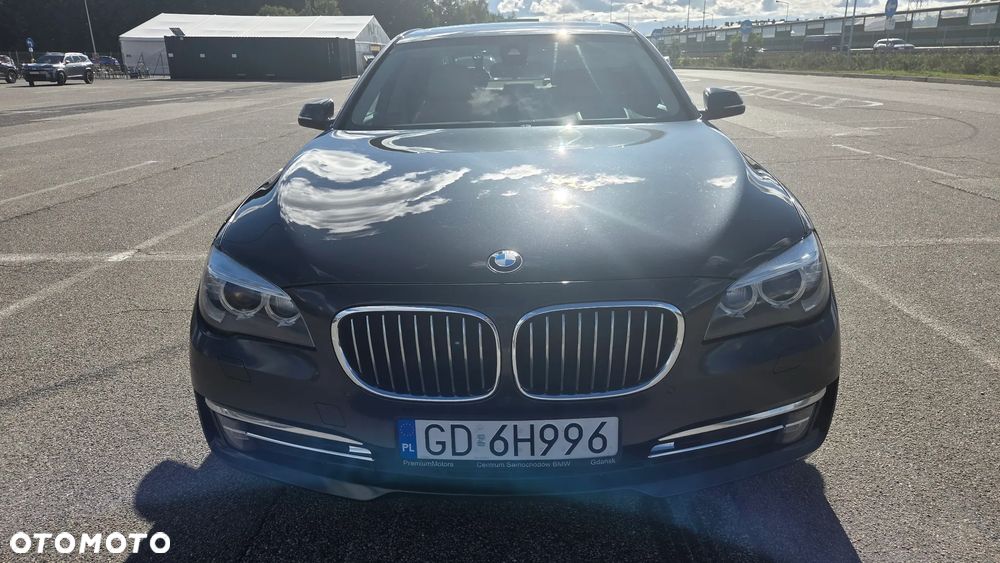 BMW Seria 7 2014 photo 3