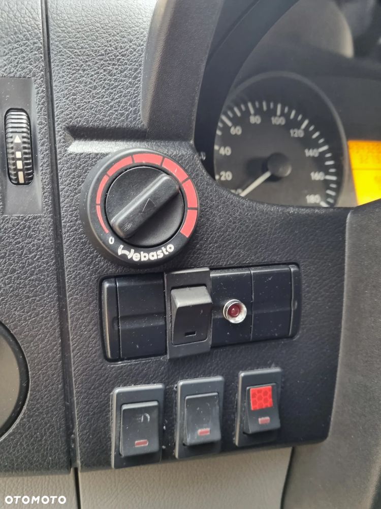 Mercedes-Benz Sprinter - 17