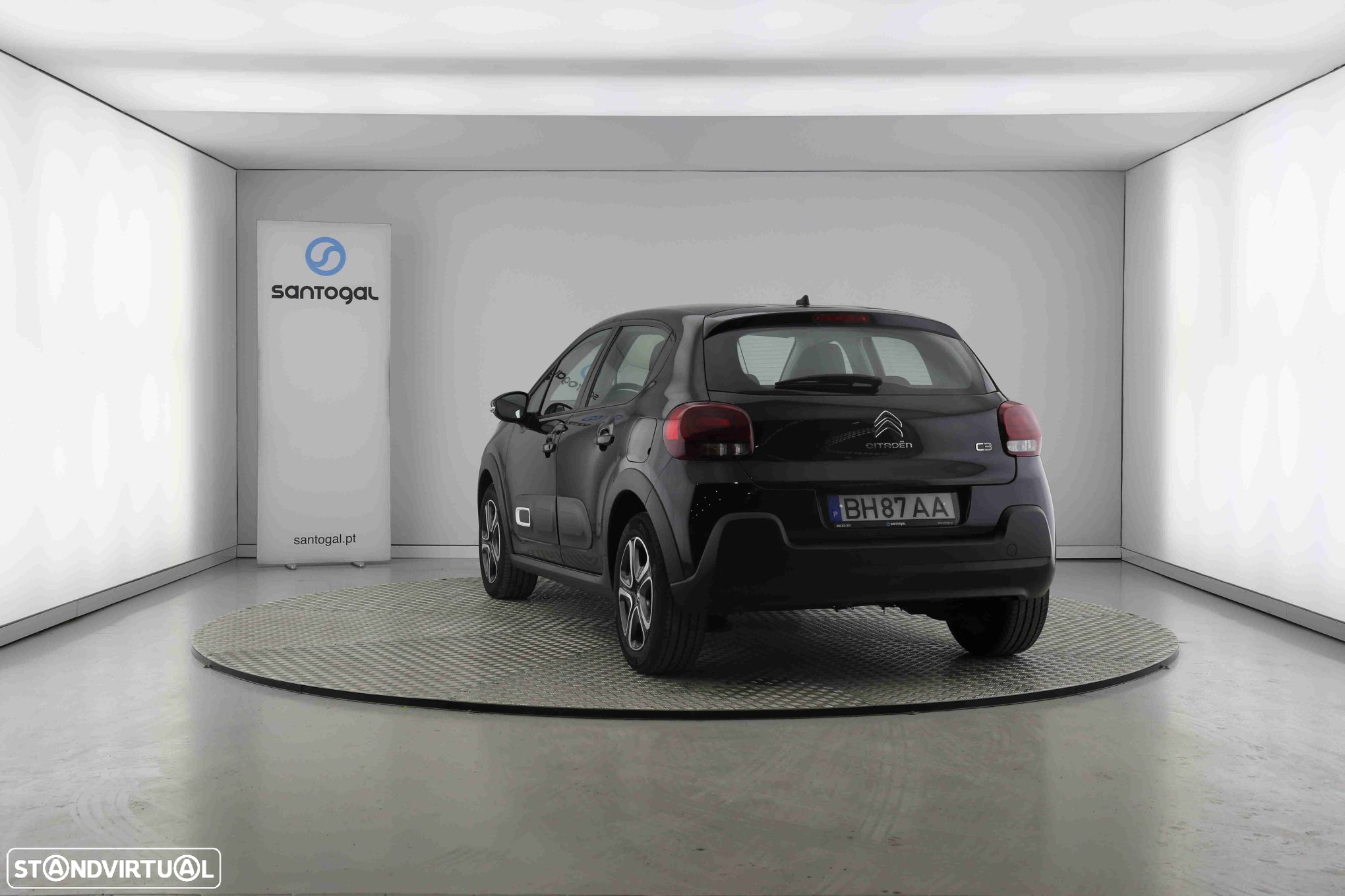 Citroën C3 1.2 PureTech Plus - 2