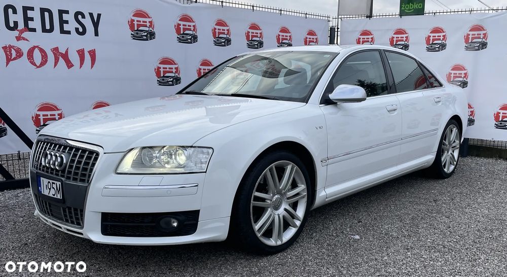 Audi S8 - 7