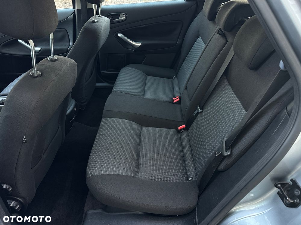 Ford Mondeo 2.0 Trend / Trend+ - 8