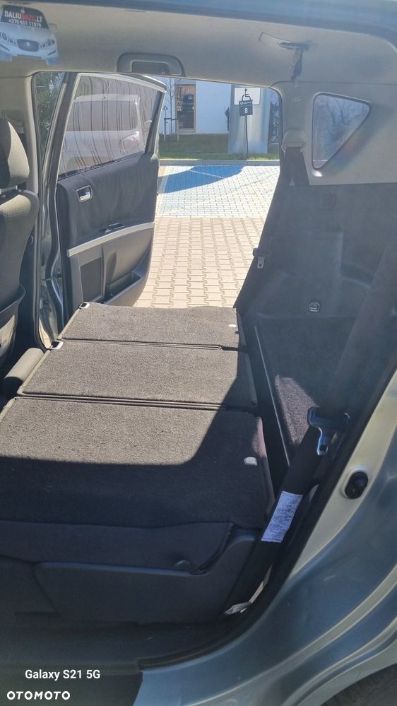 Toyota Corolla Verso 2.0 D-4D Terra - 8