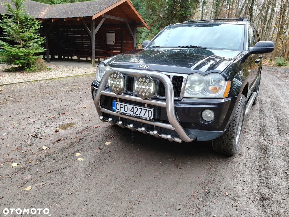 Jeep Grand Cherokee - 9